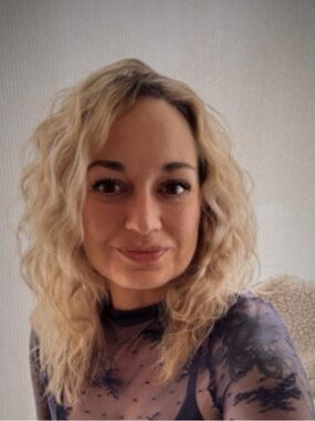 Meet your Posher, Elizabeth